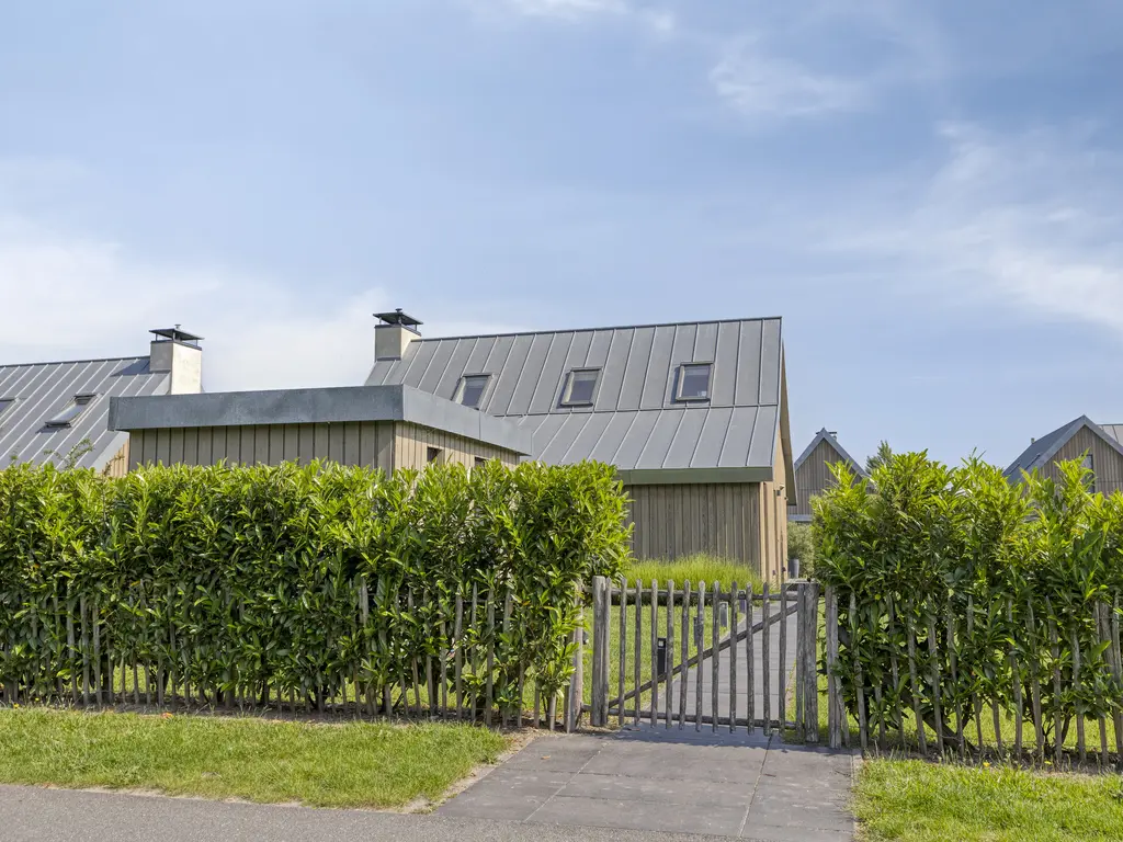 Oesterdam 215, THOLEN