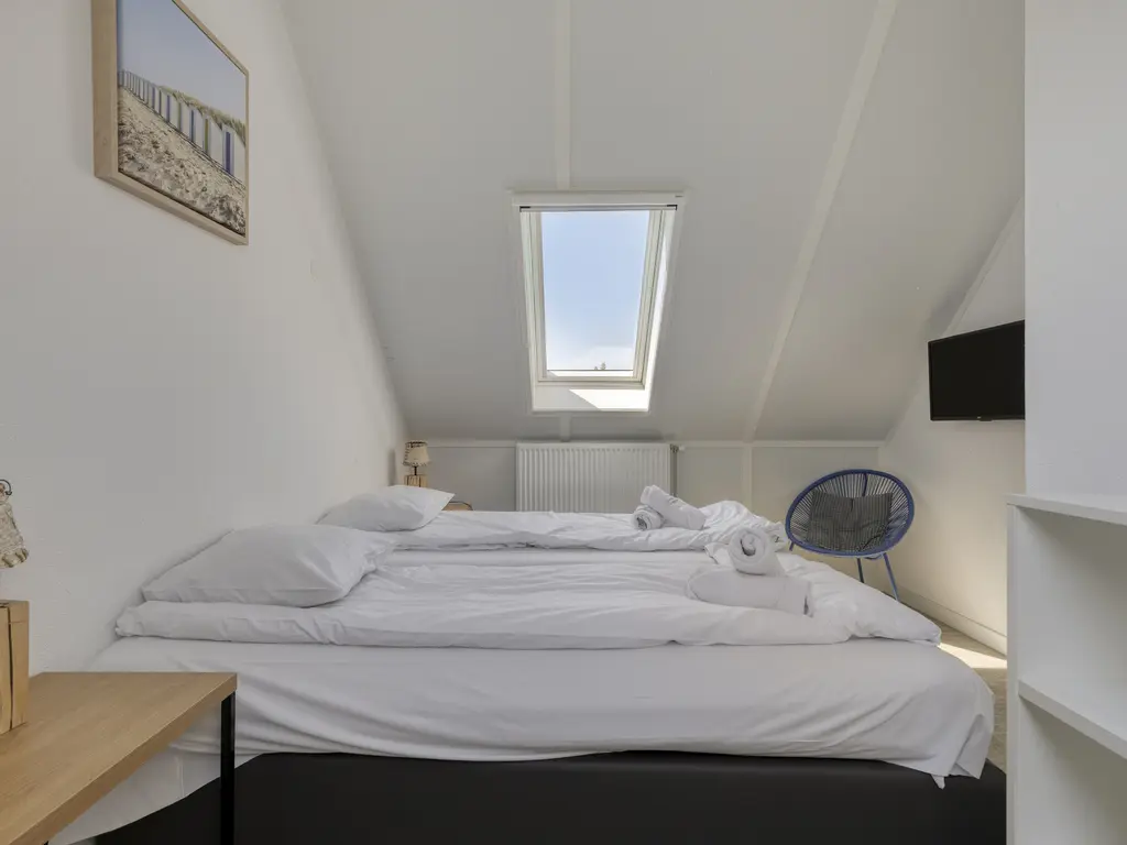 Oesterdam 215, THOLEN
