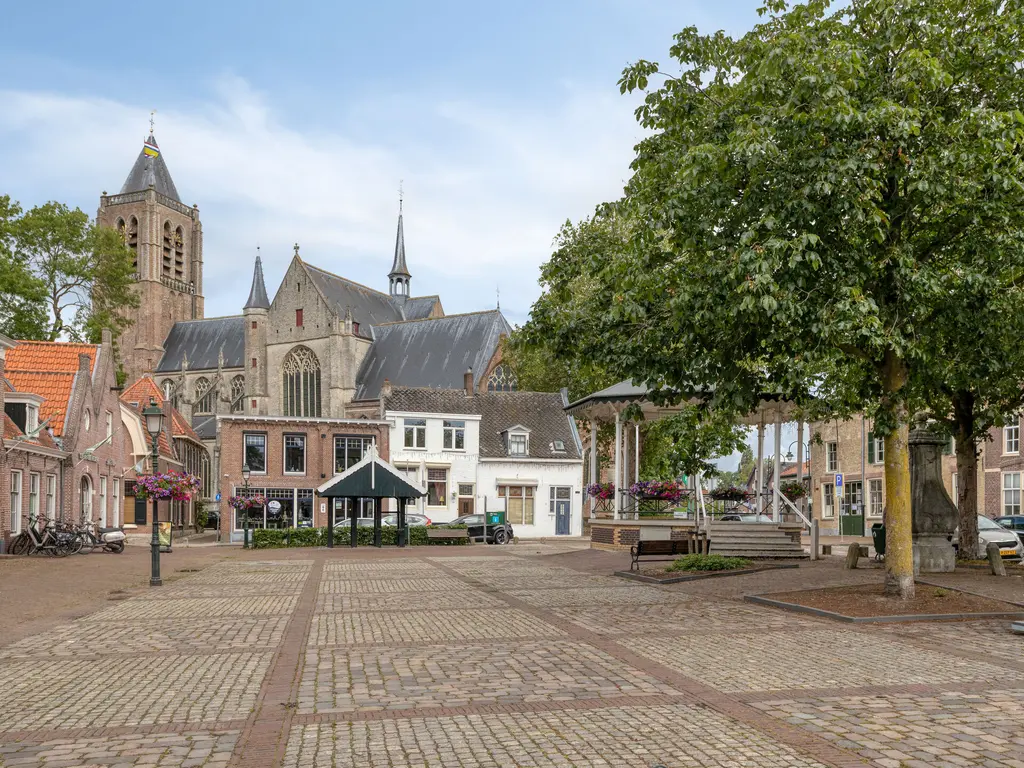 Bosstraat 24, THOLEN