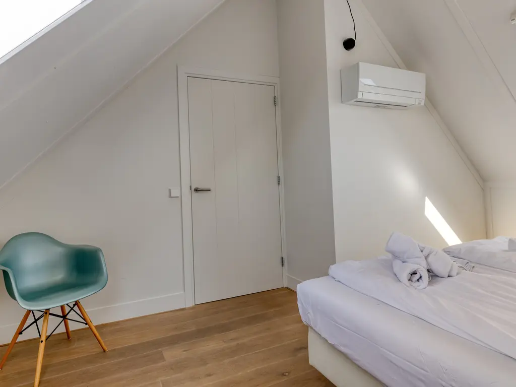 Oesterdam 229, THOLEN