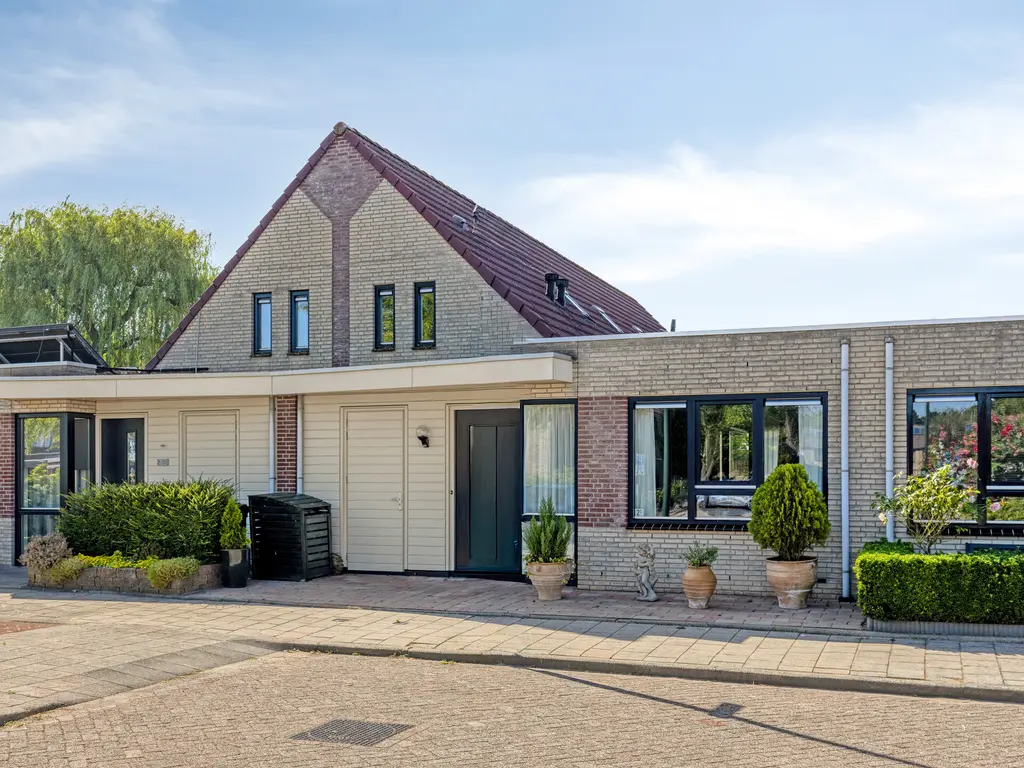 Hoogaarsstraat 2c, THOLEN