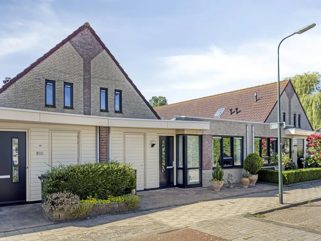 Hoogaarsstraat 2c, THOLEN