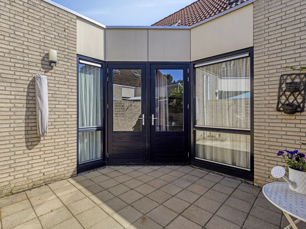 Hoogaarsstraat 2c, THOLEN