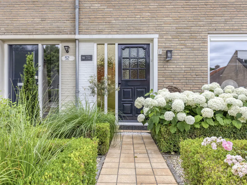 Mossellaan 50, THOLEN