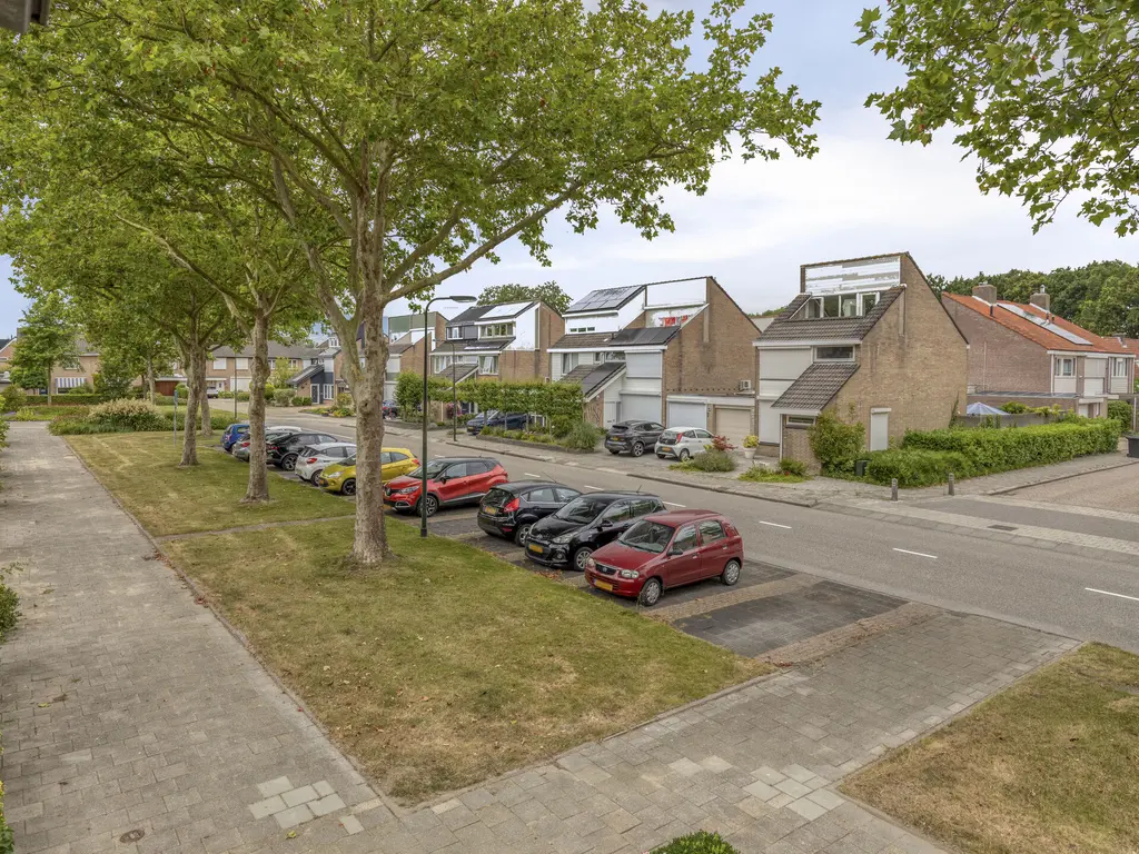 Mossellaan 50, THOLEN