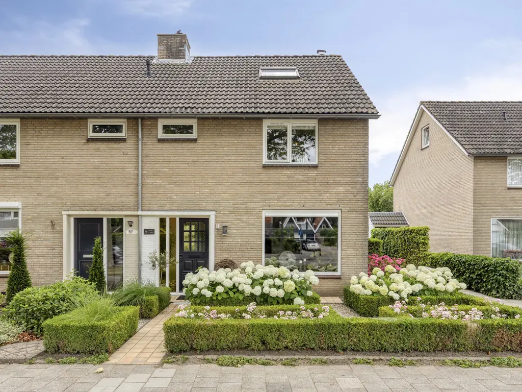 Mossellaan 50, THOLEN