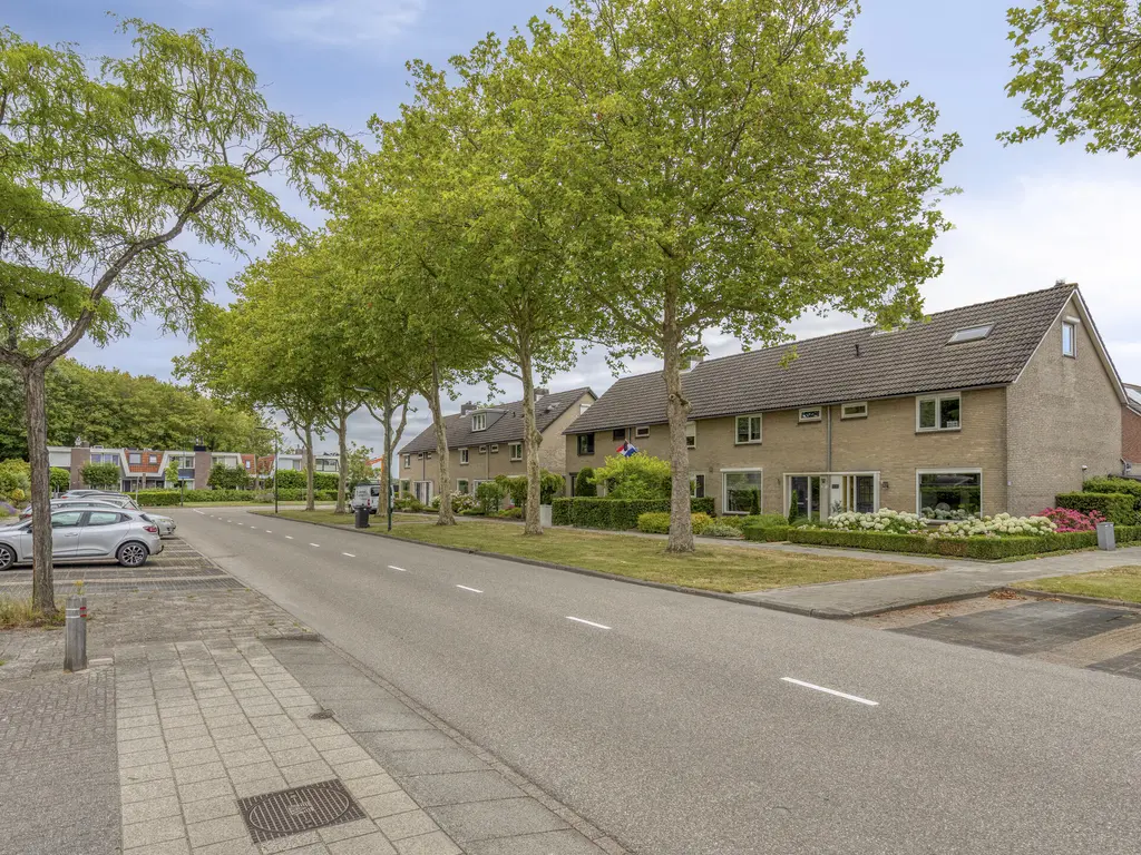 Mossellaan 50, THOLEN