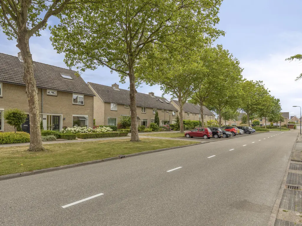 Mossellaan 50, THOLEN