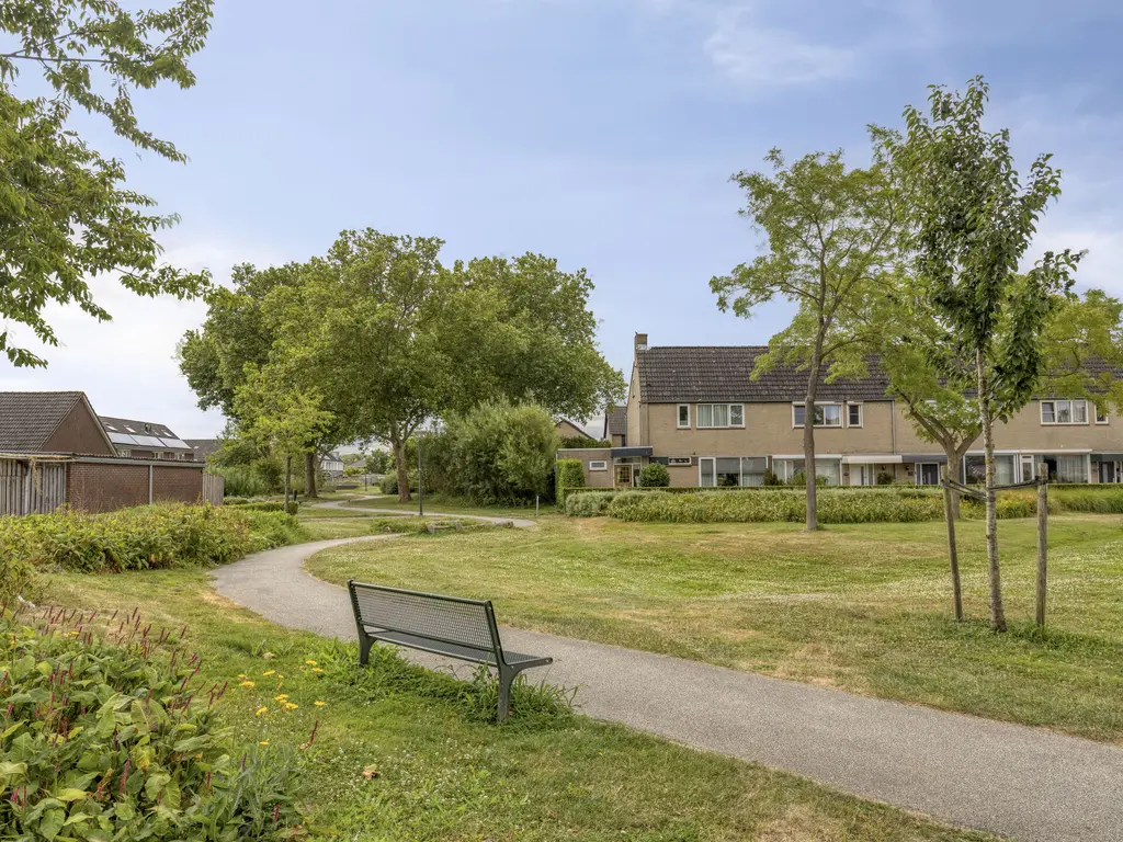 Mossellaan 50, THOLEN