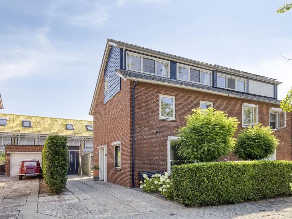 Koningin Wilhelminastraat 18, THOLEN