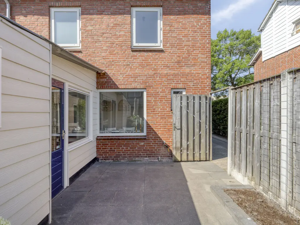 Koningin Wilhelminastraat 18, THOLEN