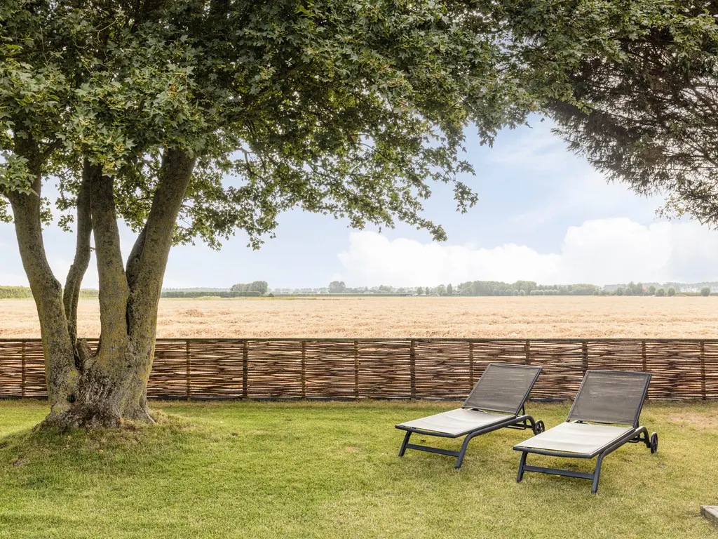 Buurtweg 147, STAVENISSE