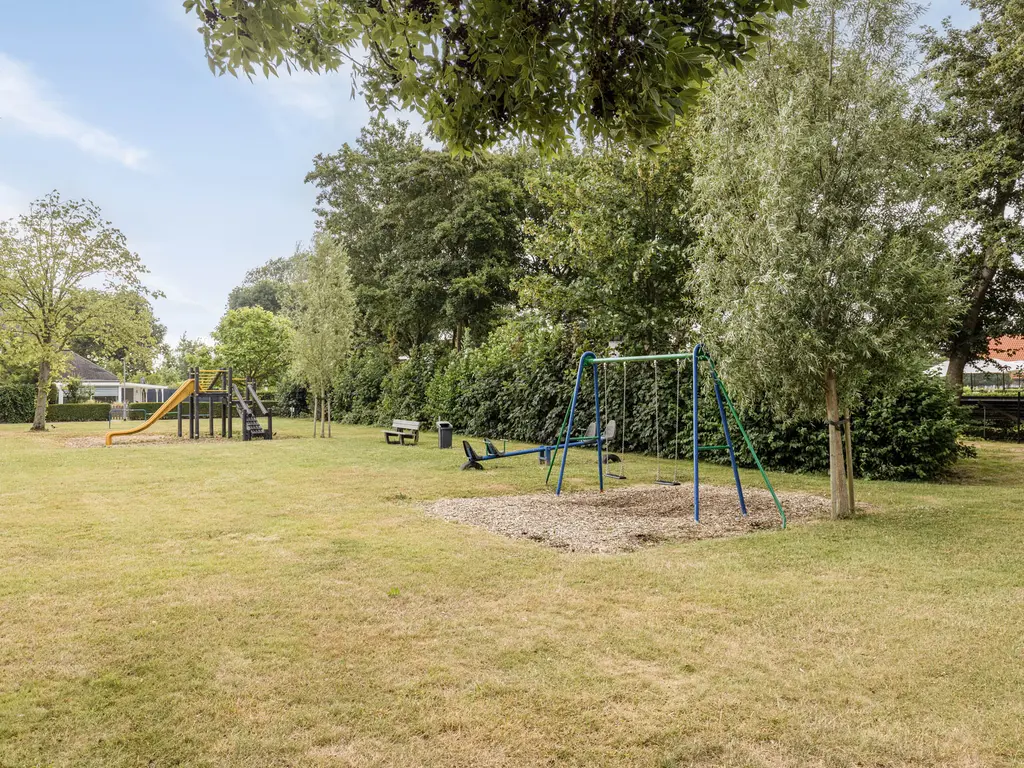 Buurtweg 147, STAVENISSE