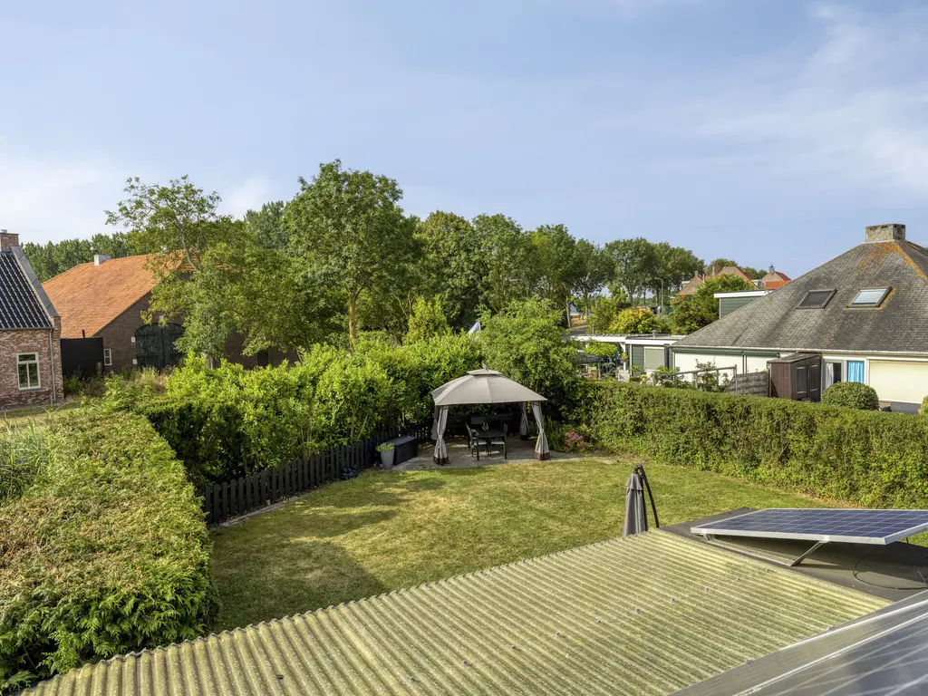 Buurtweg 11, STAVENISSE