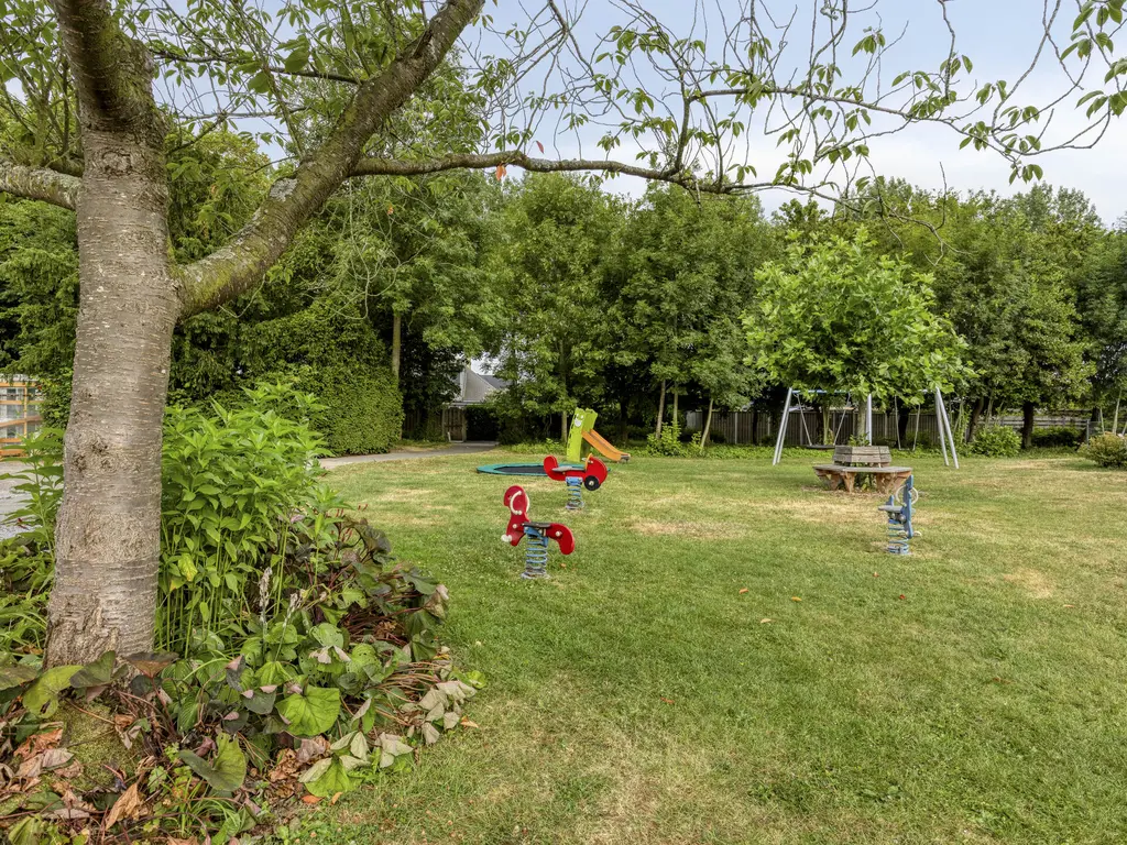 Buurtweg 11, STAVENISSE