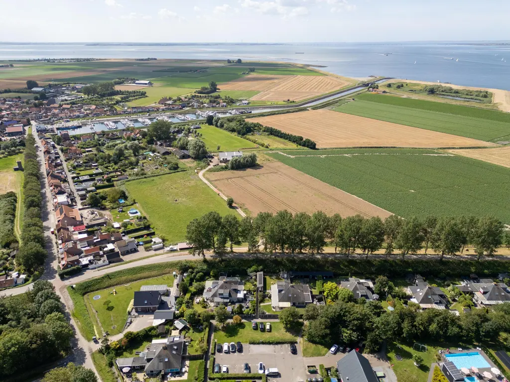 Buurtweg 11, STAVENISSE