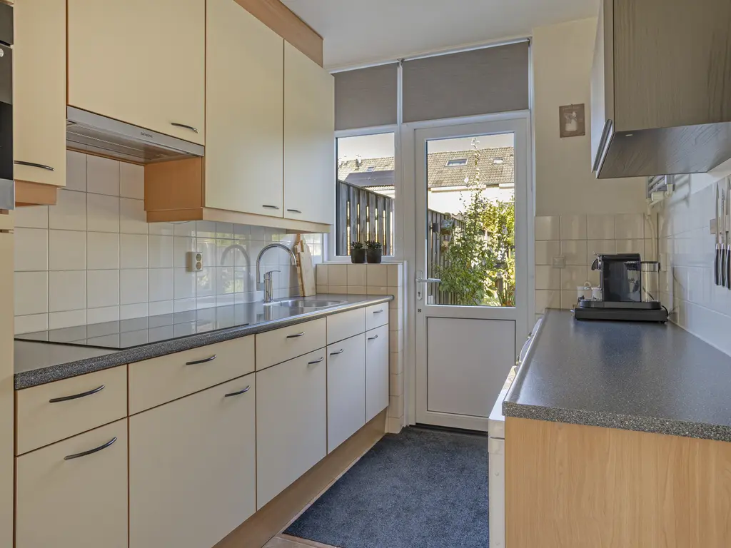 Hoogaarsstraat 48, THOLEN