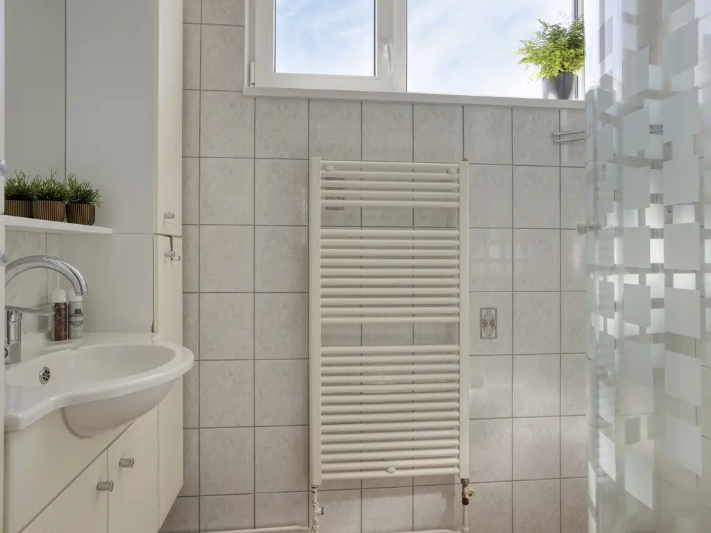 Hoogaarsstraat 48, THOLEN