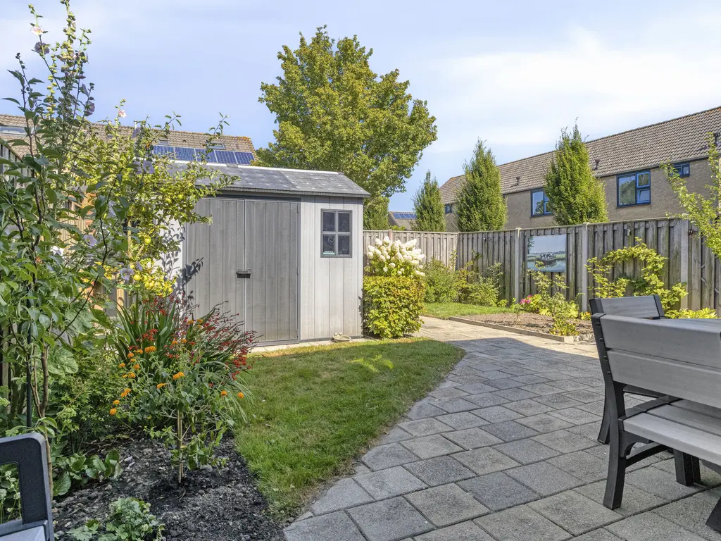 Hoogaarsstraat 48, THOLEN