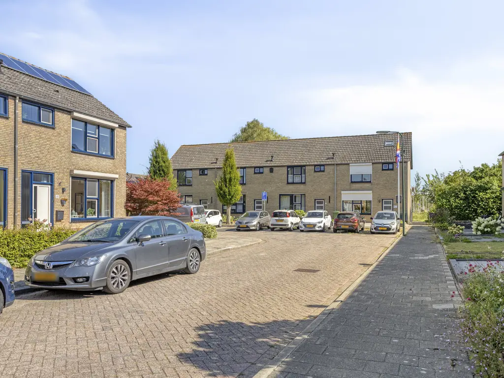 Hoogaarsstraat 48, THOLEN