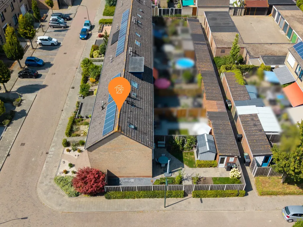 Hoogaarsstraat 48, THOLEN