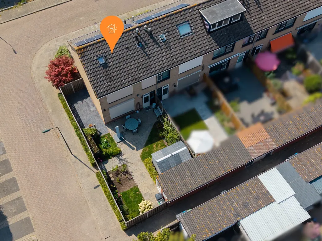 Hoogaarsstraat 48, THOLEN