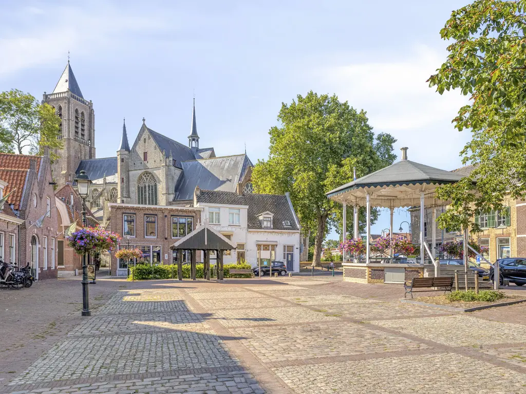 Hoogaarsstraat 48, THOLEN