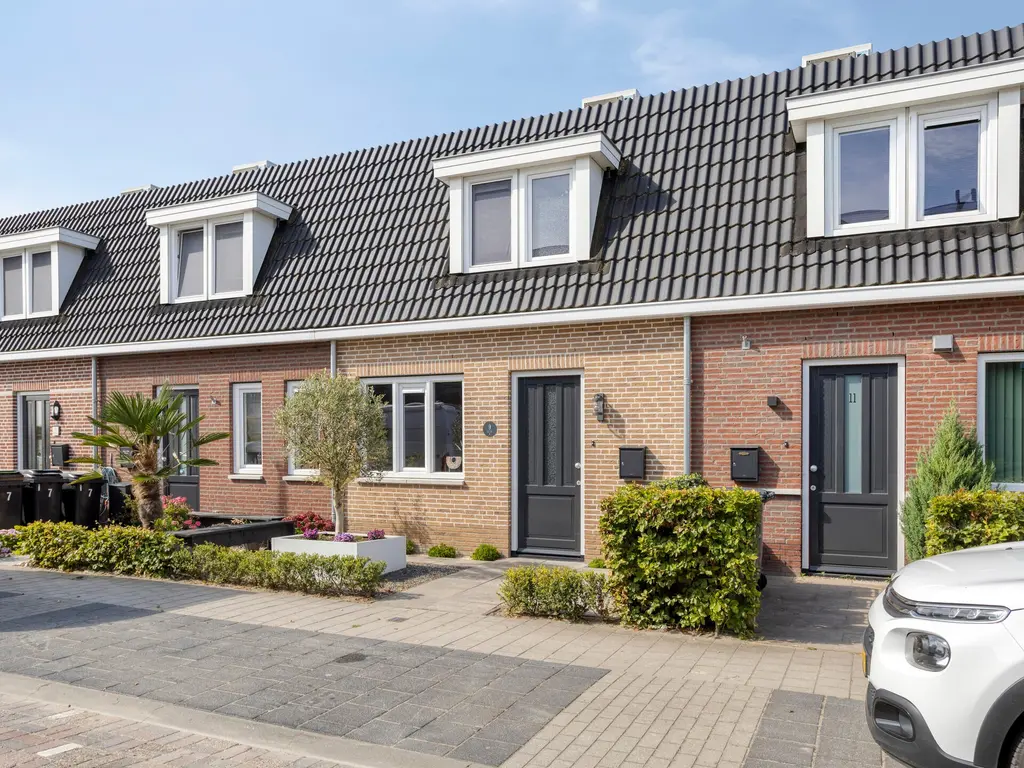 Bezaan 9, SINT-ANNALAND
