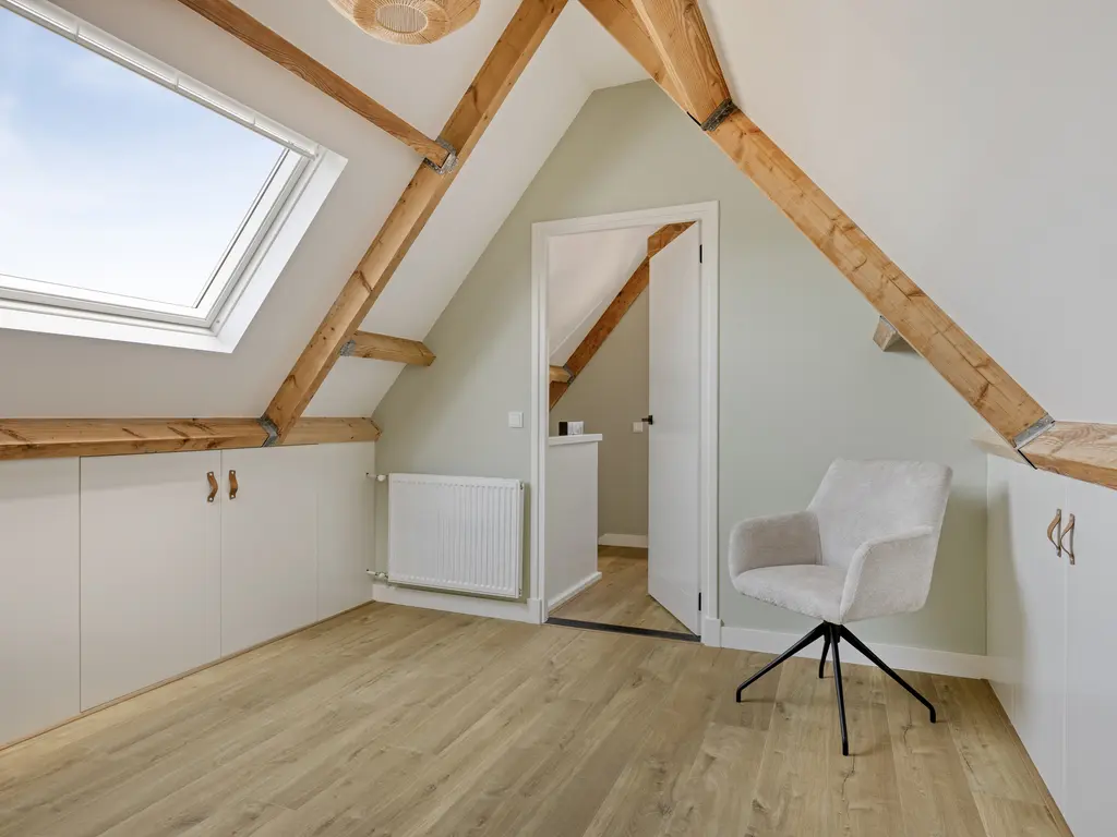 Oranjerie 11, THOLEN