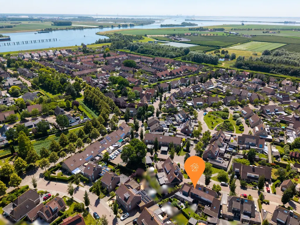 Oranjerie 11, THOLEN
