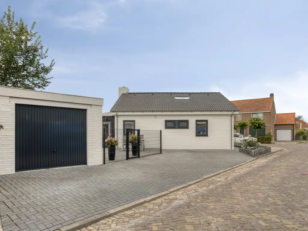 Kerkeblokstraat 1, SINT-ANNALAND