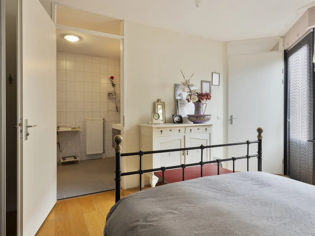 Hoogaarsstraat 2g, THOLEN