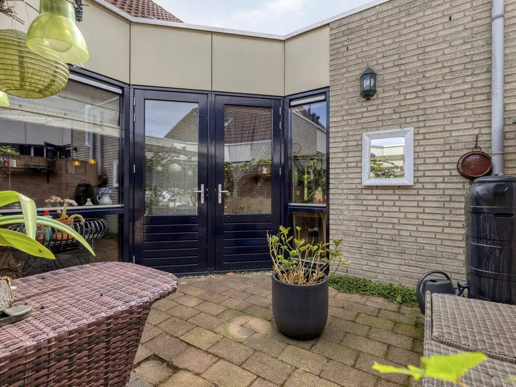 Hoogaarsstraat 2g, THOLEN