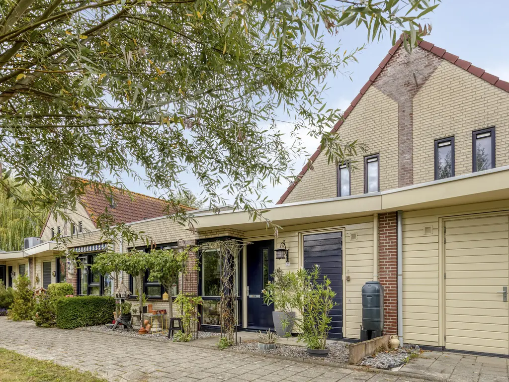 Hoogaarsstraat 2g, THOLEN
