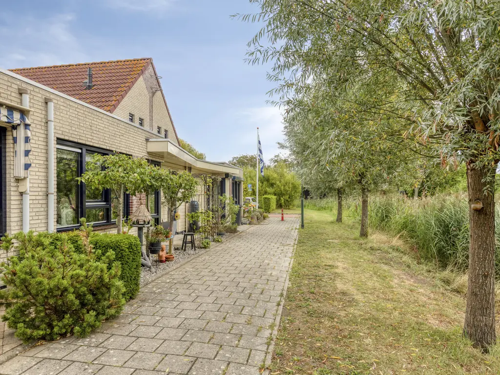 Hoogaarsstraat 2g, THOLEN