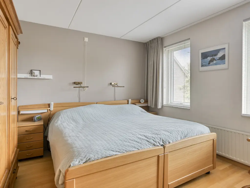 Kuipersdreef 28, THOLEN
