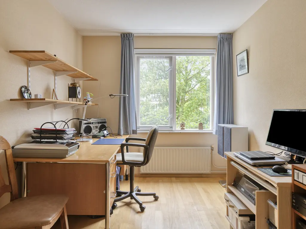 Kuipersdreef 28, THOLEN