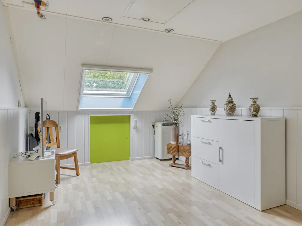 Kuipersdreef 28, THOLEN