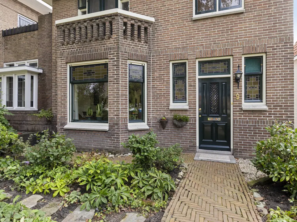 Bolwerk 9, THOLEN