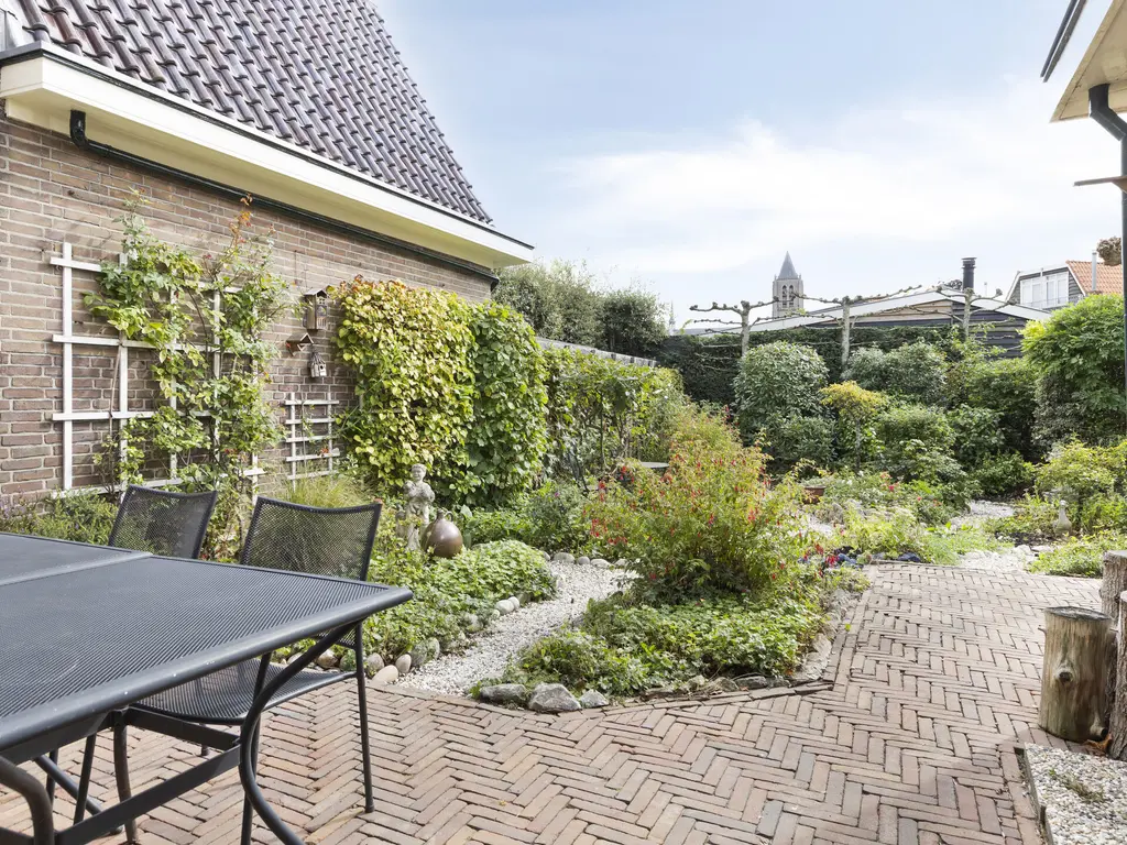 Bolwerk 9, THOLEN