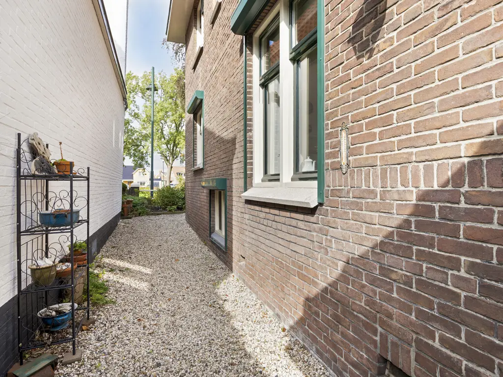 Bolwerk 9, THOLEN