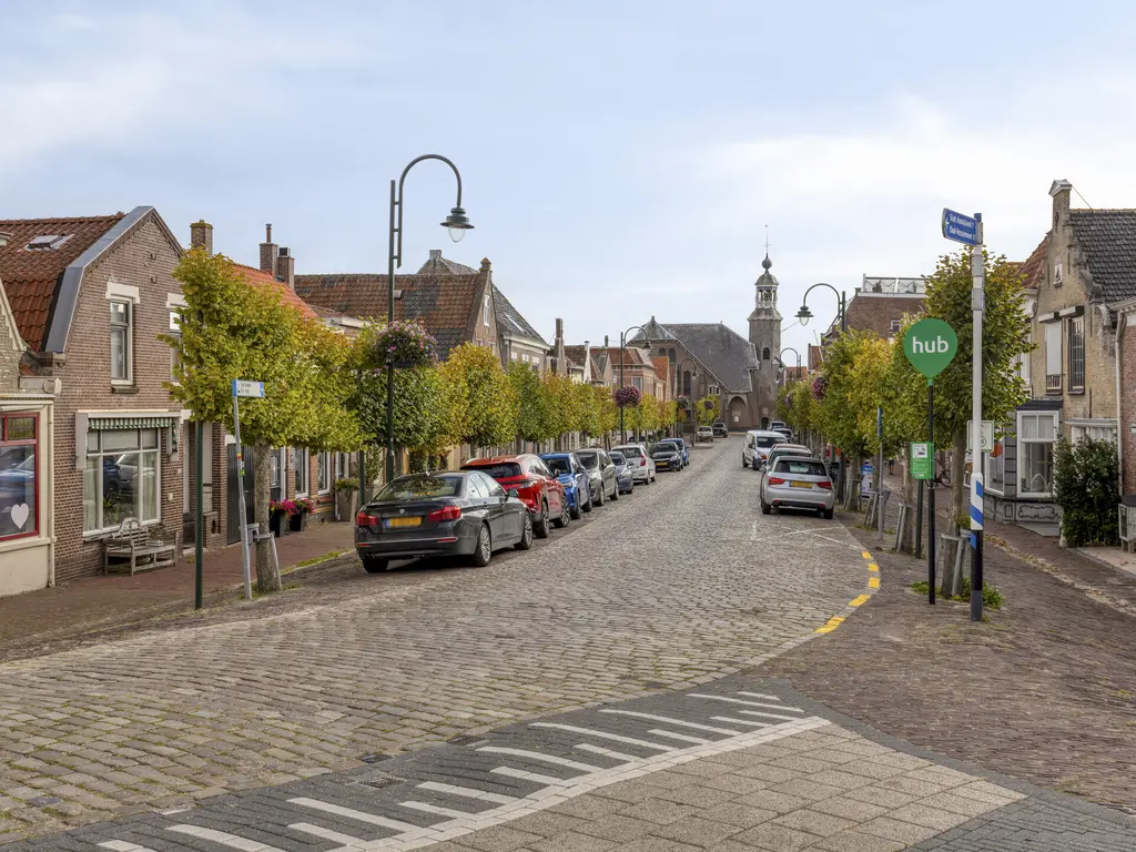 Molendijk 14, STAVENISSE