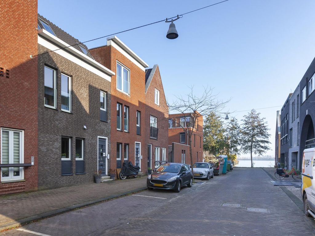 Bodenmeer 44, WOERDEN