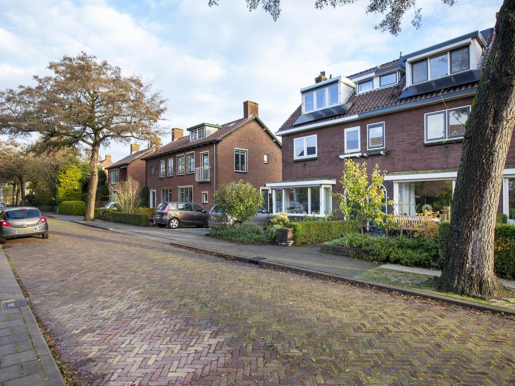 Leeuwerikstraat 6, WOERDEN