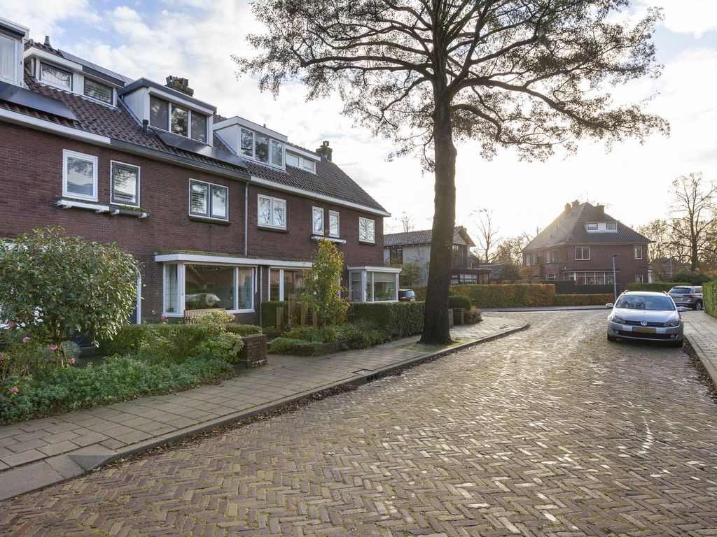 Leeuwerikstraat 6, WOERDEN