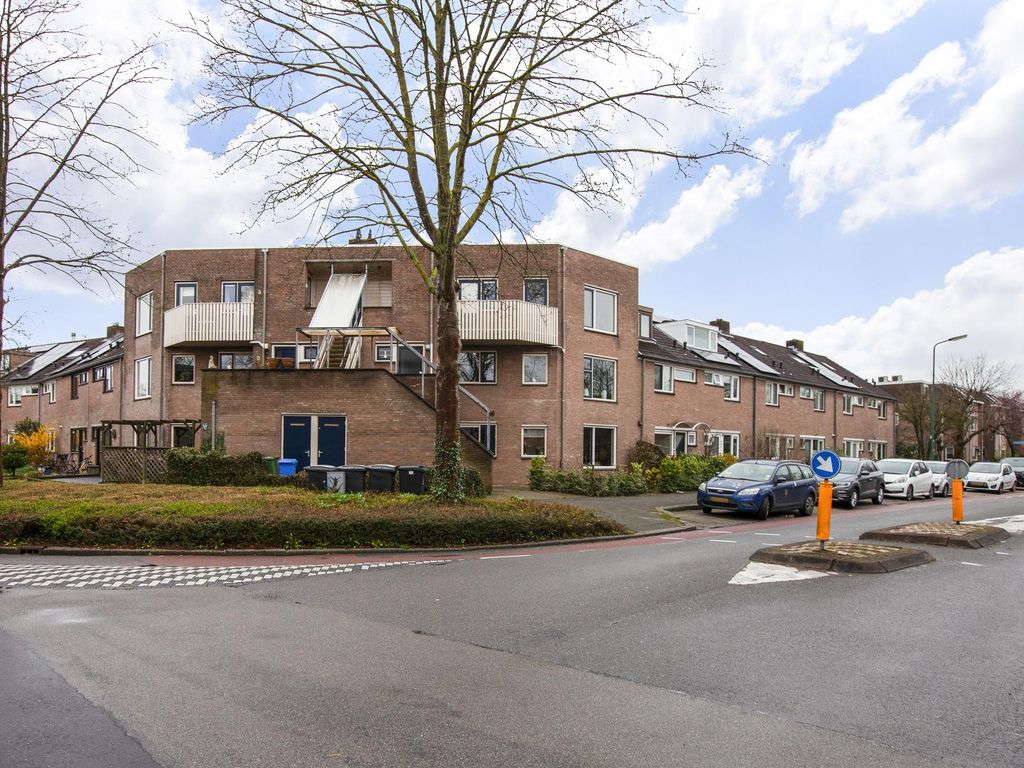 Veldbloemenlaan 42, WOERDEN