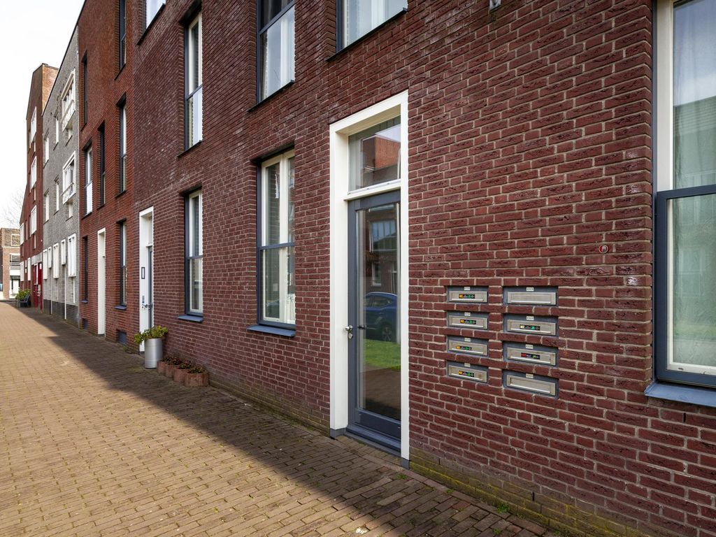 Veluwemeer 210, WOERDEN