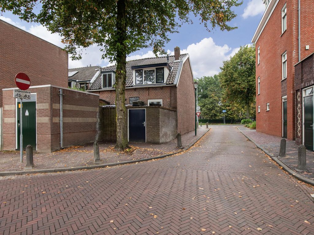 Torenwal 4, WOERDEN