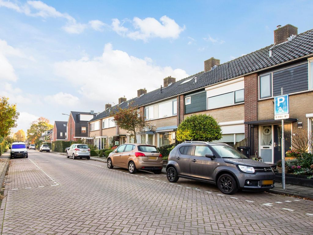 G van der Valk Boumanstraat 21, LINSCHOTEN