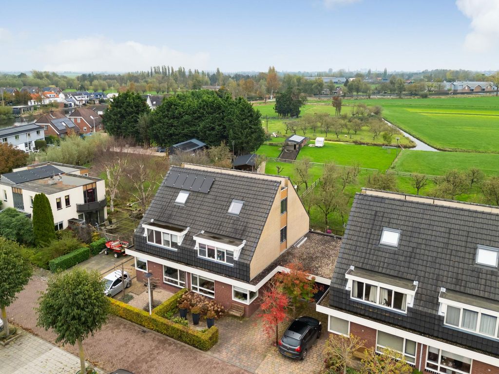 Houtwerf 4, NIEUWERBRUG AAN DEN RIJN